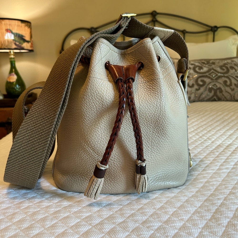 Vintage Dooney & Bourke Webster Bucket Bag in Bone